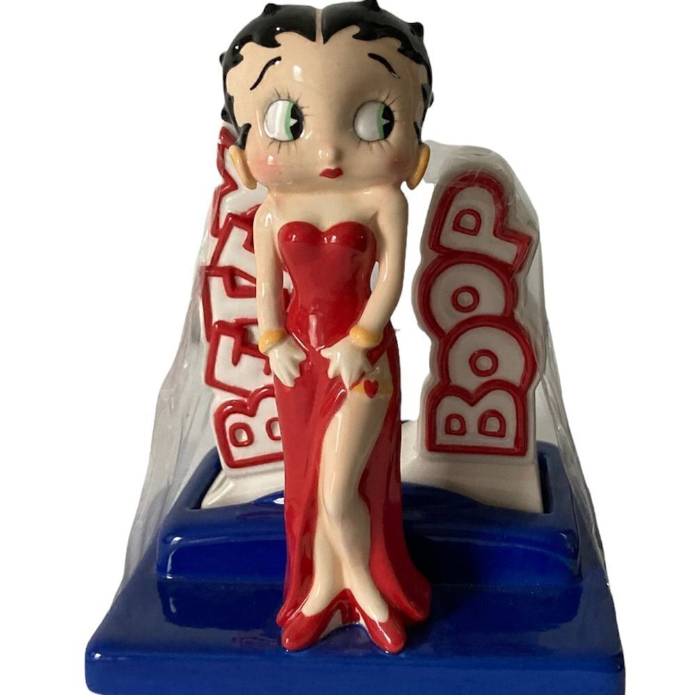 BETTY BOOP Salt & Pepper Pop Art 2004 Hearst Holdings